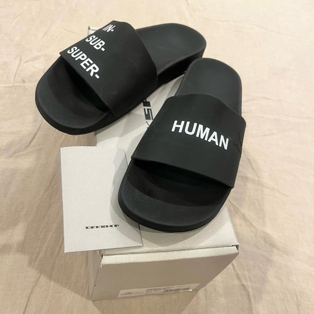 $290 Rick Owens DRKSHDW ‘IN- SUB- SUPER- HUMAN’ Slides, Black/Milk, Size 41